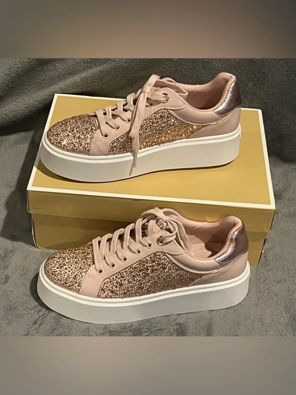 Michael Kors Romey Pink Lace Up Crystal Embellished Platform Shoes size 8 New - Picture 2 of 11